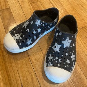 Native shoes toddler size 10